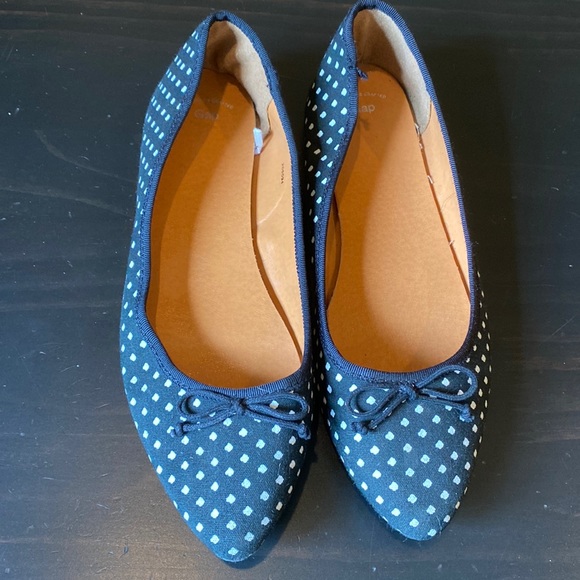GAP Black and Whit Polka Dot Flats - Picture 1 of 2